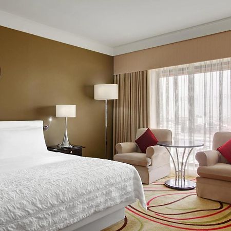 Le Meridien Jidda Eksteriør bilde A guest room at the hotel