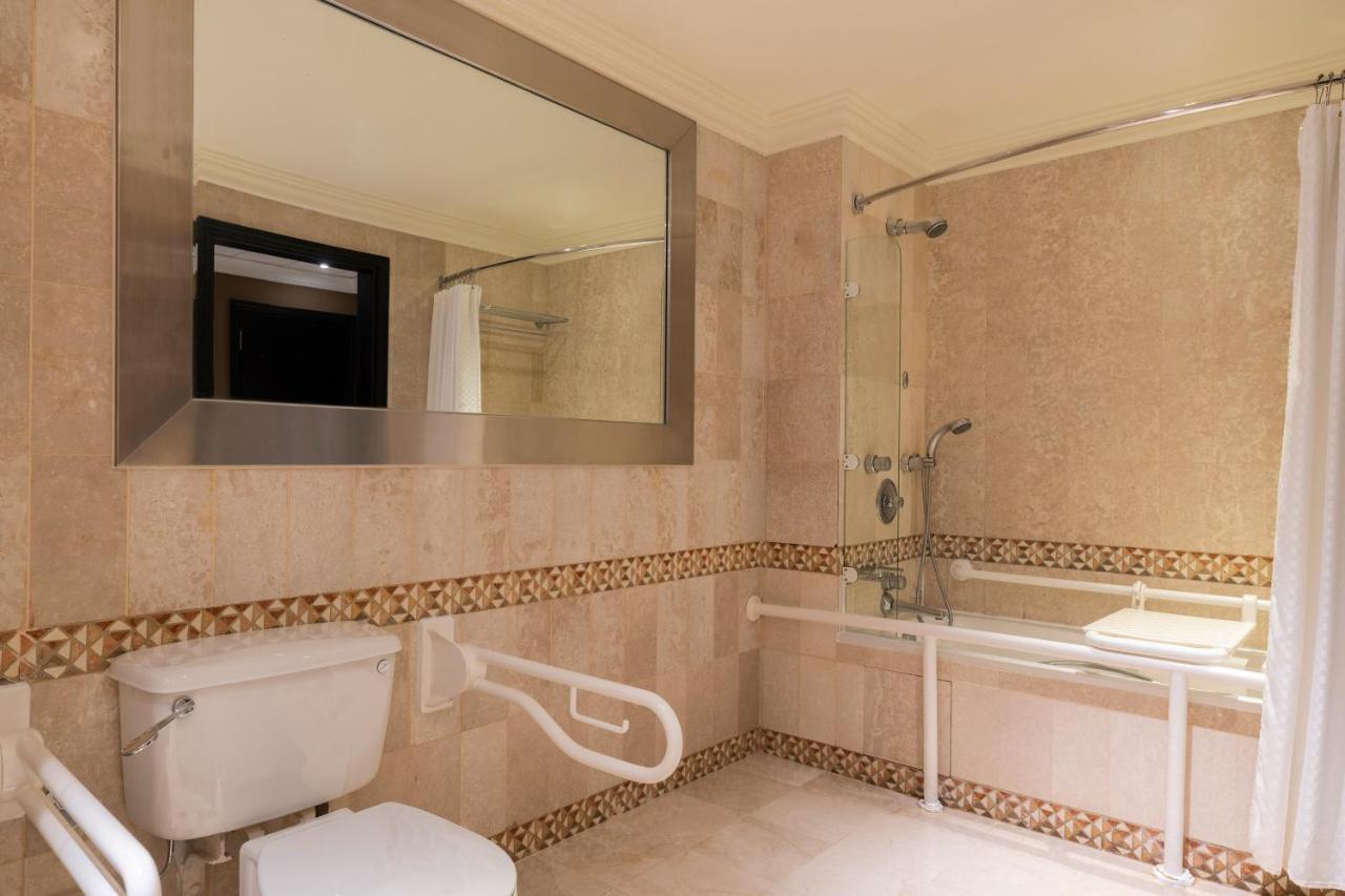 Le Meridien Jidda Eksteriør bilde Bathroom