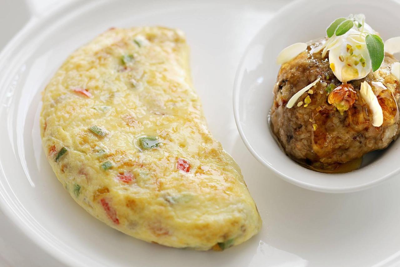 Le Meridien Jidda Eksteriør bilde An omelette