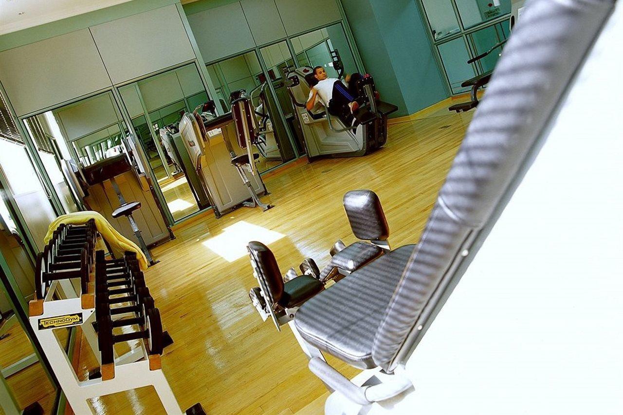 Le Meridien Jidda Eksteriør bilde A gym in Singapore