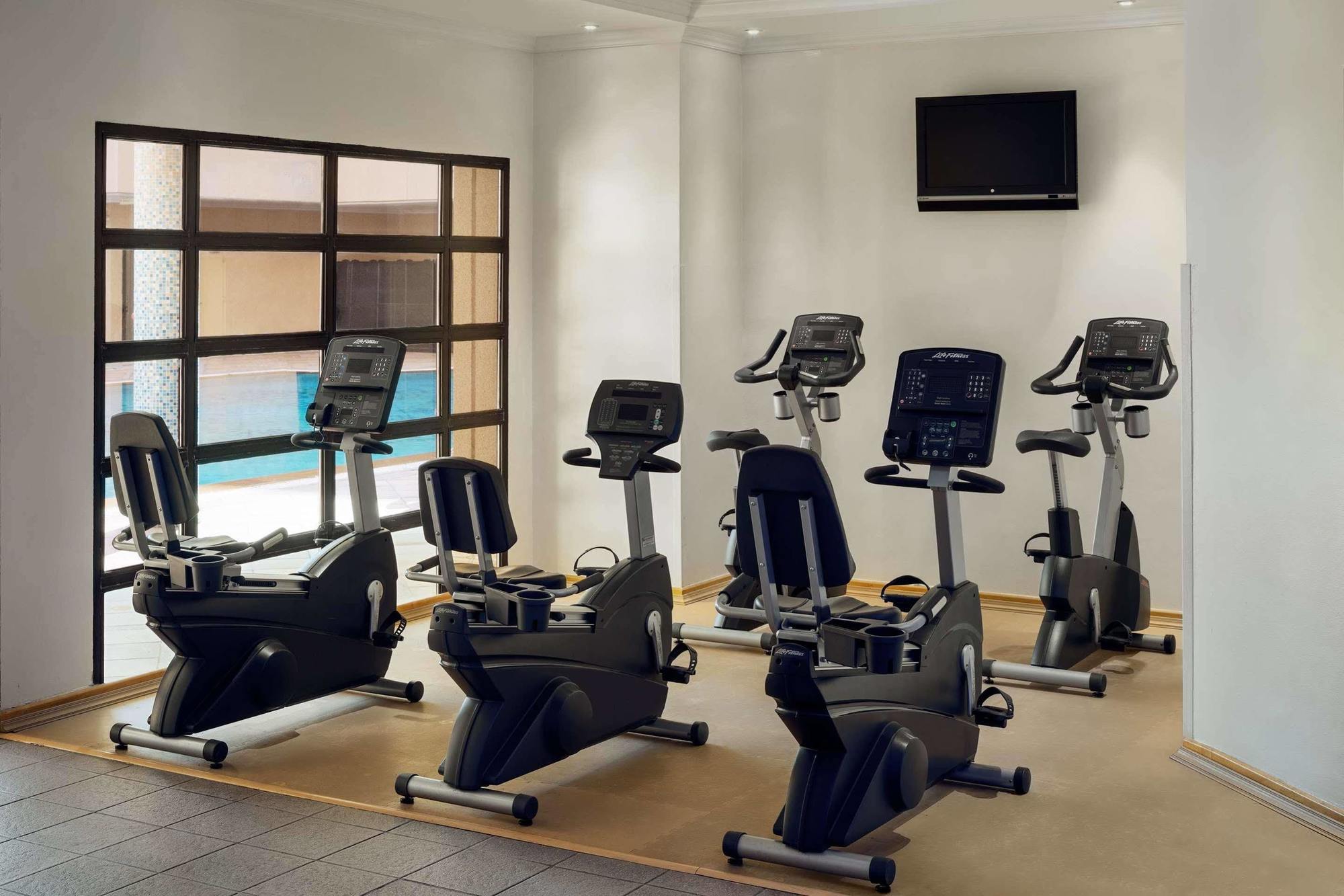 Le Meridien Jidda Eksteriør bilde Recumbent bikes